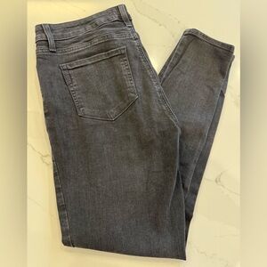 PAIGE Women's Weathered Black Verdugo Skinny Jeans size 31